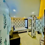 Hotel Diamond Inn-Esplanade